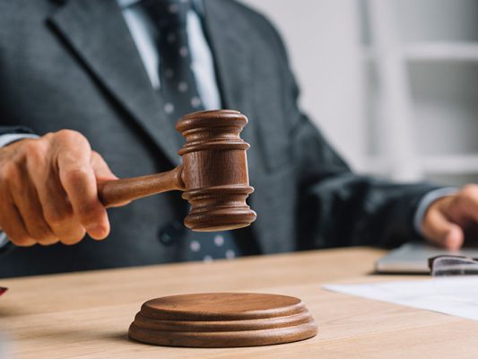 Está prevista para hoje, em caráter de urgência, a votação do projeto de lei N° 1179/2020, de autoria do Senador Antonio Anastasia (PSD/MG), que define novas regras nas relações de direito privado durante o período de calamidade pública.