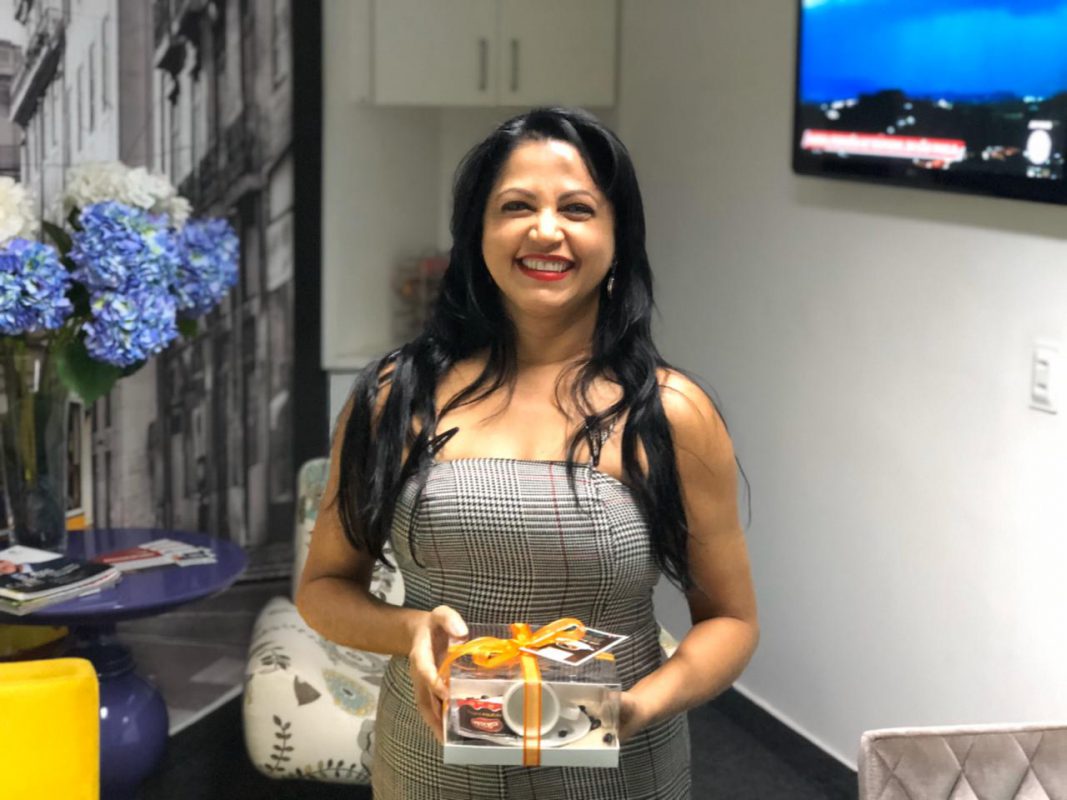 Outubro Rosa: Soberana recebe Dra. Janete Cândido 1 Finalizamos essa semana uma série de ações dedicadas ao Outubro Rosa, um mês que resgata a importância da prevenção e do diagnóstico precoce do câncer de mama e do colo do útero.