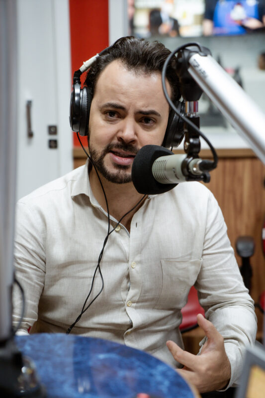 Programa Síndico do Povo esclarece dúvidas da população sobre questões condominiais 1 Esclarecimento e  dúvidas da população sobre questões condominiais