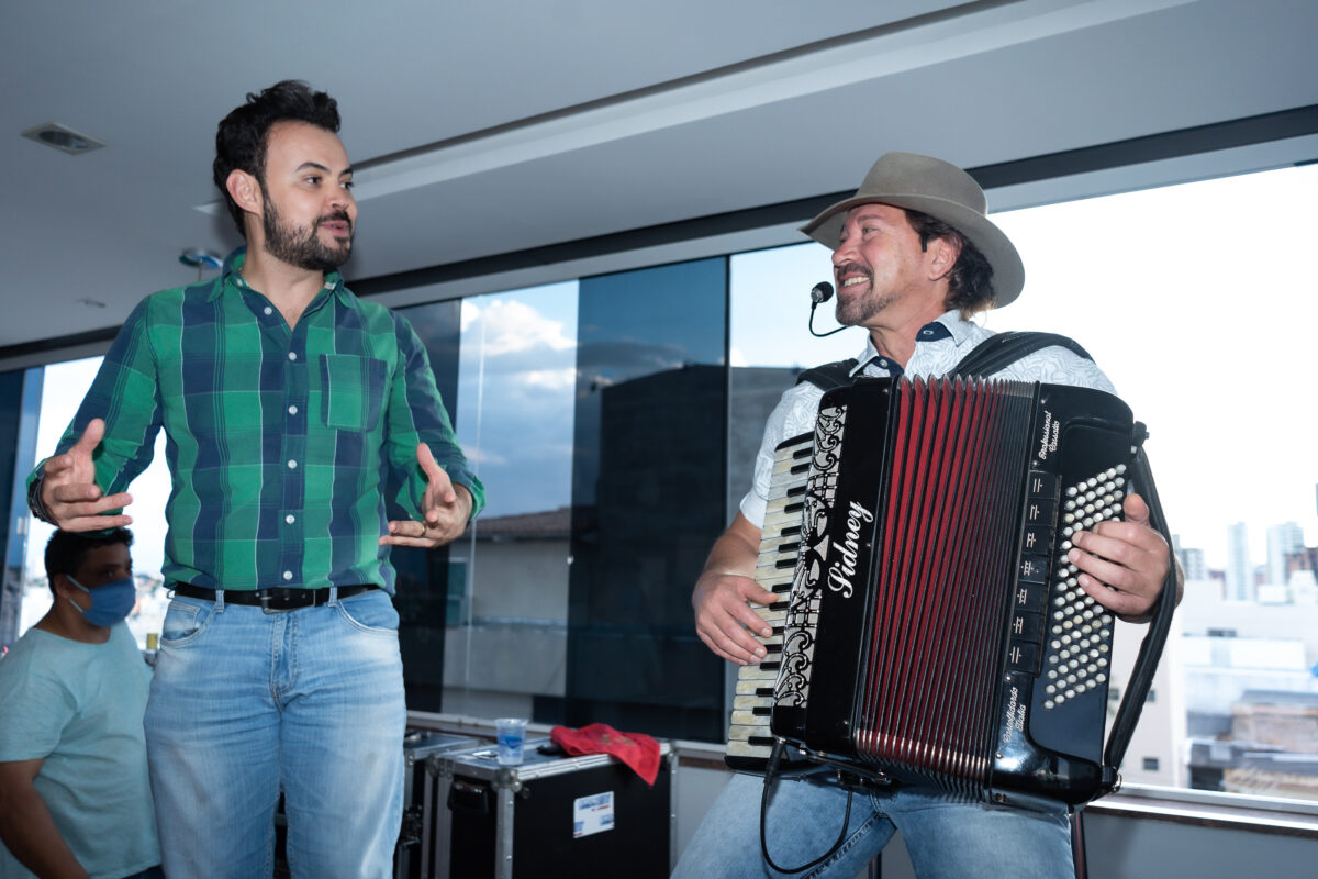 Sidney do Cerrado anima a 5ª edição do Soberana Docê 18 doce 0039